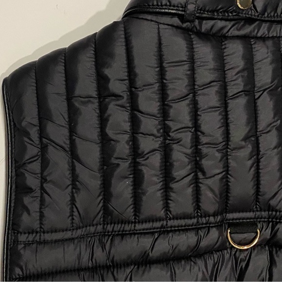 LOVE TREE Black Quilted Vest With Gold Zipper - Picture 7 of 12